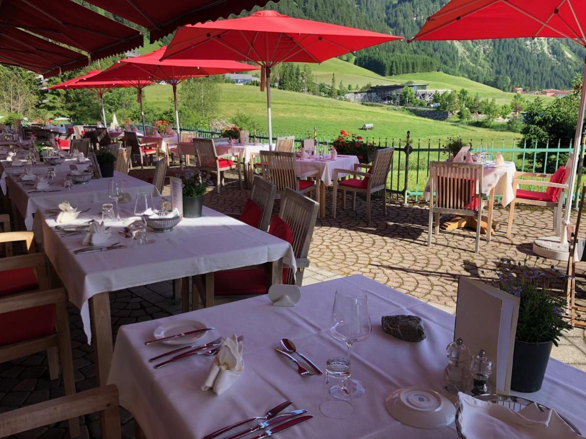 Hotel Hohenfels Таннхайм Экстерьер фото