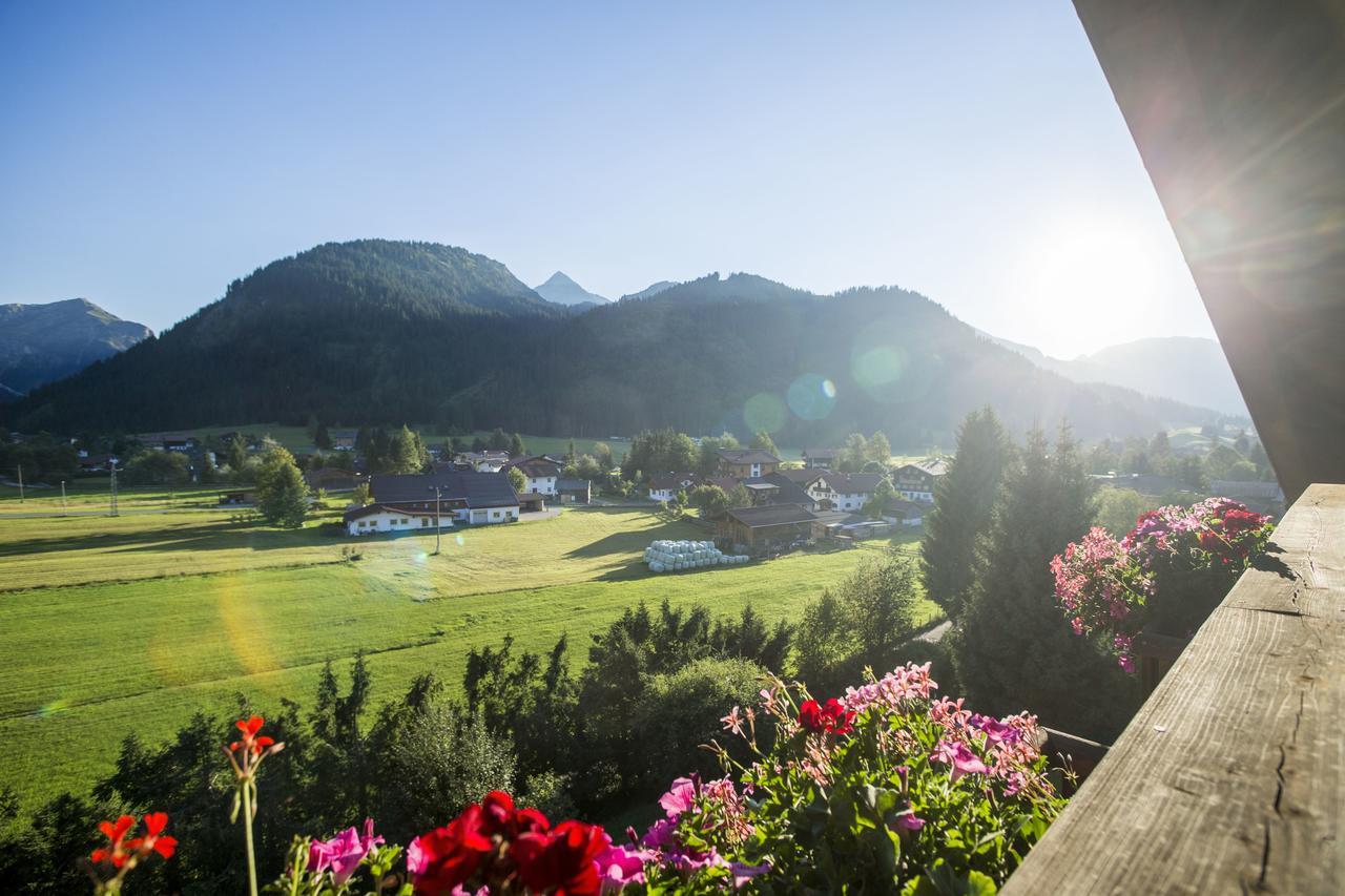 Hotel Hohenfels Таннхайм Экстерьер фото